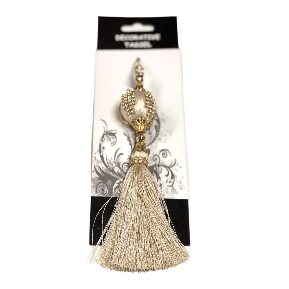 Hofburg Interiors Glass Beaded Tassel, Ivory & Gold - Picture 3 of 4